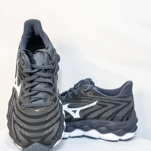 BASKETS MIZUNO WAVESKY8 NOIR